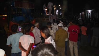 मुरादाबाद जिले में हुए हादसे में नेपाल निवासी यात्री जख्मी