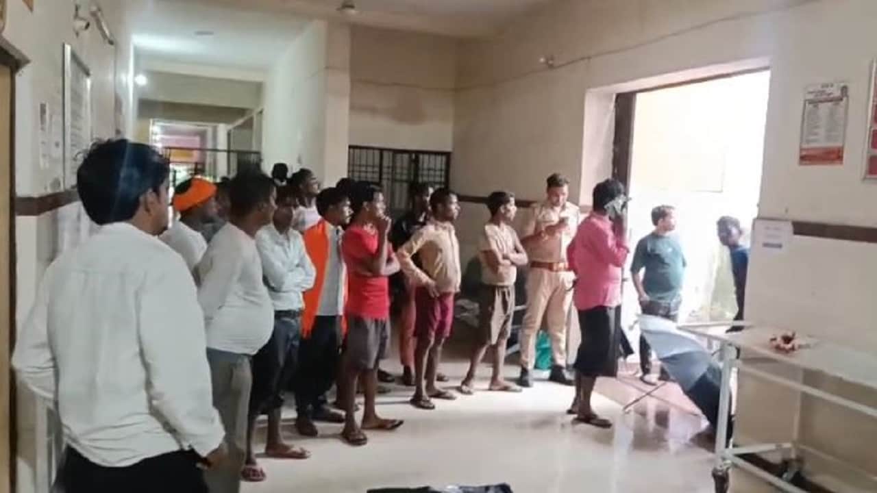 Heavy rain in Pilibhit Farmer dies due to tree falls flood threat looms as rivers swell