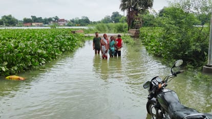 Flood havoc in Ghazipur Water moves fields towards villages several access roads submerged