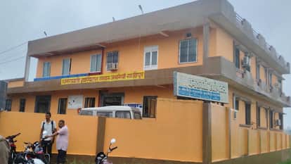 इसी अस्पताल में हुआ था ऑपरेशन और माैत।