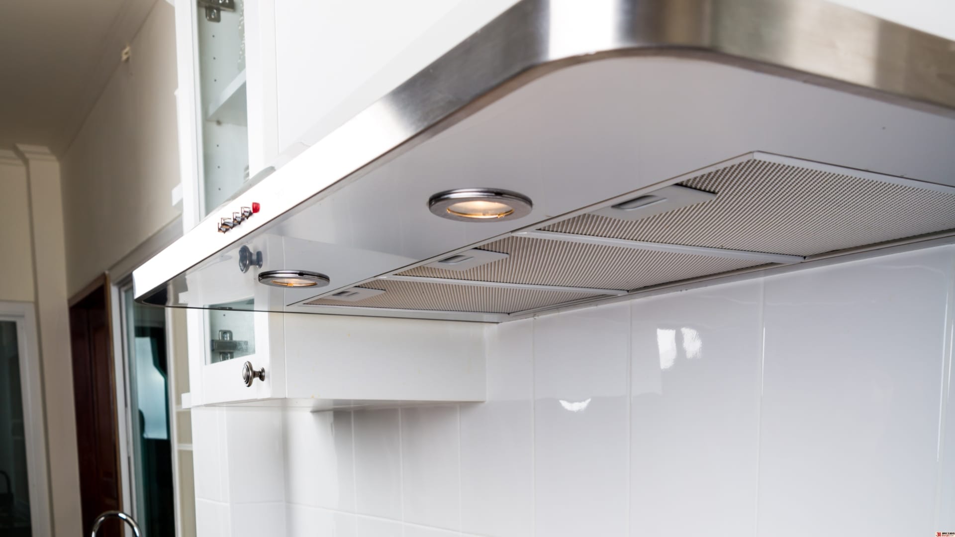 How Often Should You Clean Your Kitchen Chimney Here is What Happens If You Do not