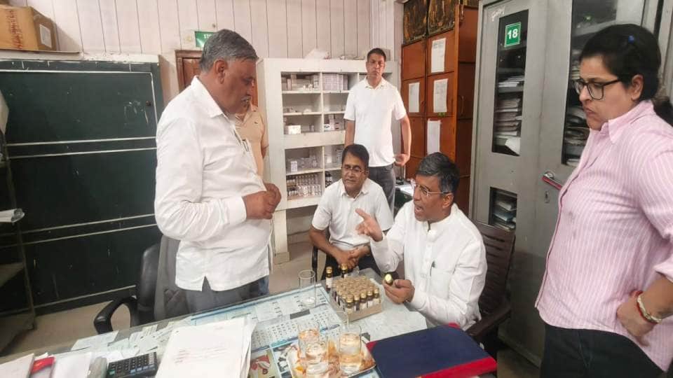 Minister Mahipal Dhanda suspended the pharmacist