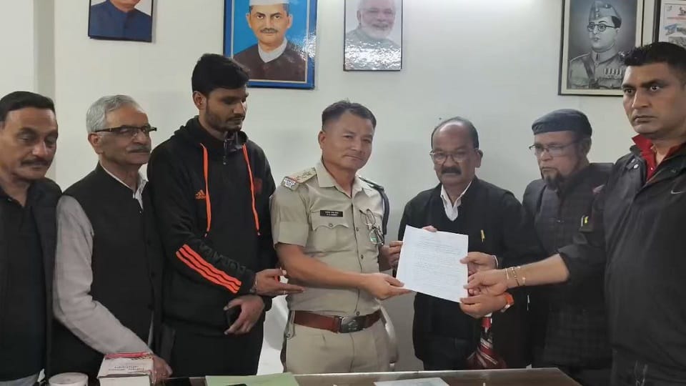 शुद्धिकरण मामला: सीएम धामी, भट्ट व अन्य के खिलाफ कोतवाली में तहरीर