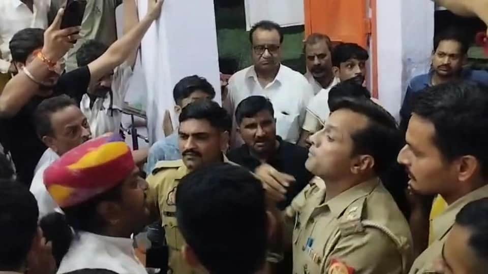 Uproar in Agra against sub-inspector for speaking out against the Agarwal community
