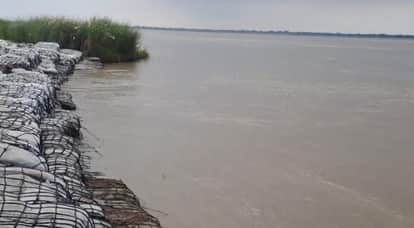 know about bihar flood situation near my area on maps google bihar flood live bihar news update in hindi