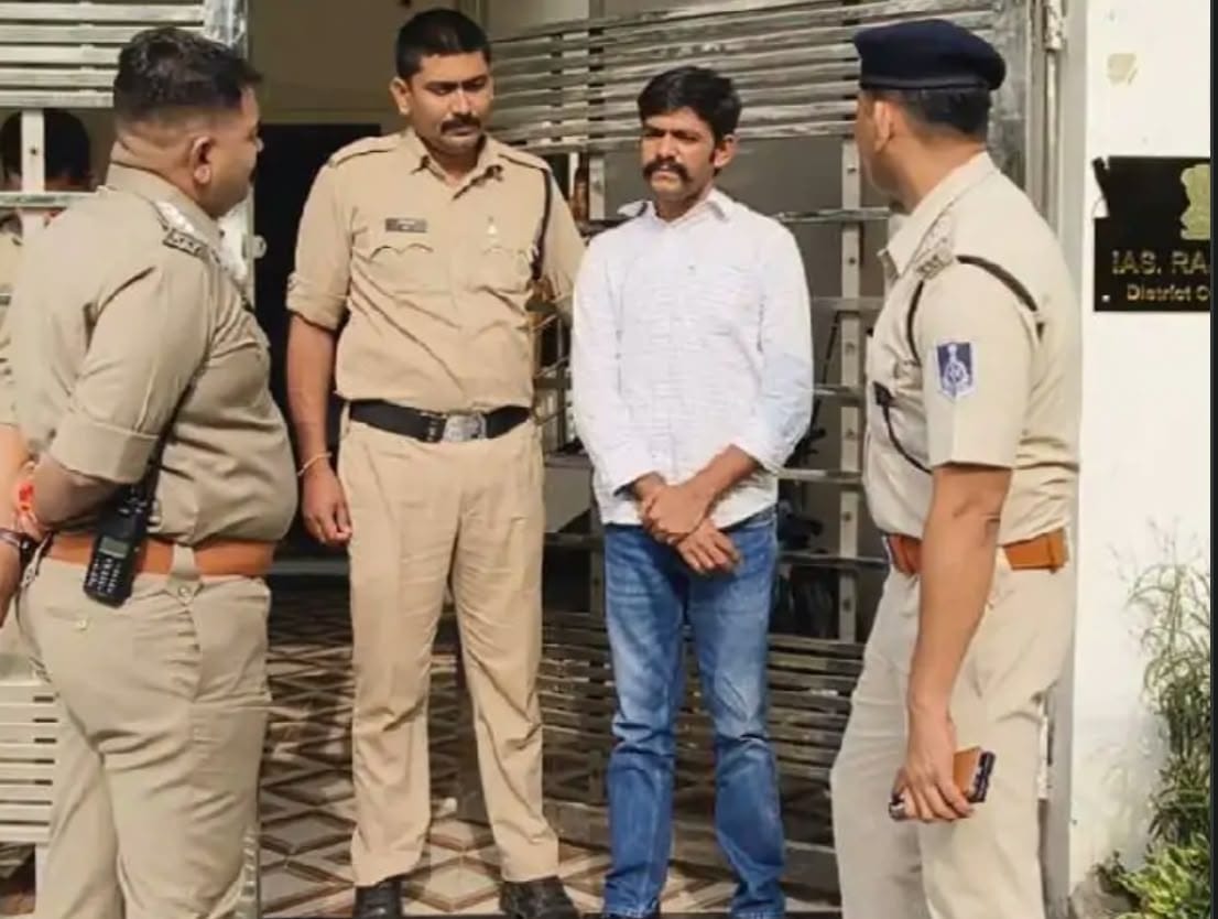 इंदौर से पकड़ा फर्जी कलेक्टर