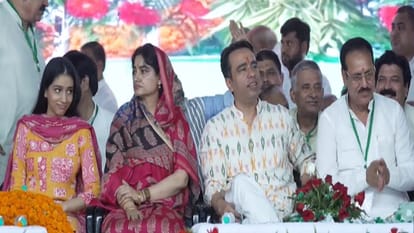 Jayant Chaudhary Attacks SP at Swabhiman Rally, Says Opposition Is Now Opposing Farmers and Ajit Singh