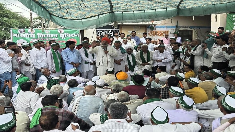 Rakesh Tikait in Sadabad