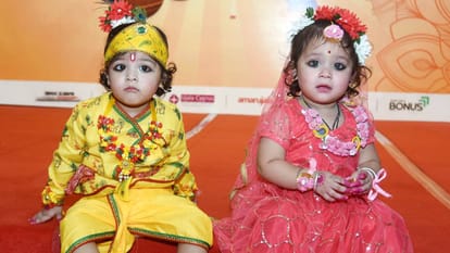 UP Braj arrives in Awadh on tiny feet; mischievous Radha and Kanha captivate hearts; 'Ghar-Ghar Radha-Kanha U