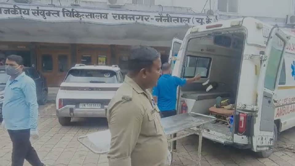 There was a stir after the body of a man was found in the field in ramnagar