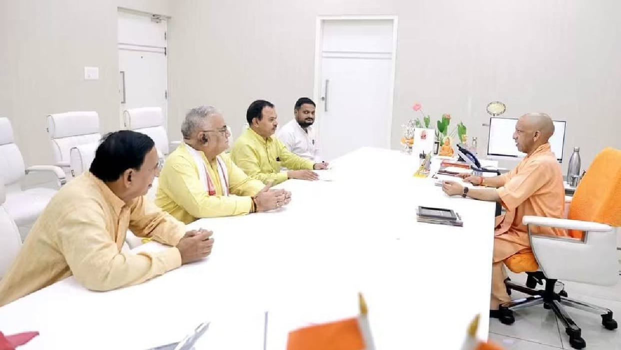 UP: Teachers' federation meets Chief Minister regarding six demands, including the old pension scheme; submits