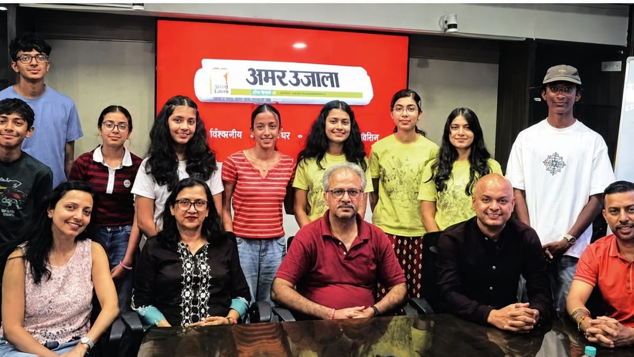 Students from UK Hindi Samiti visited Amar Ujala Noida office to learn nuances of newspaper