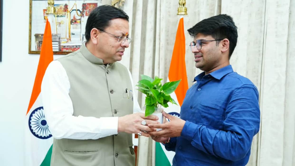 Flying Car Startup CM Dhami Assures Support to Young Innovator Ravi Tamta Uttarakhand News
