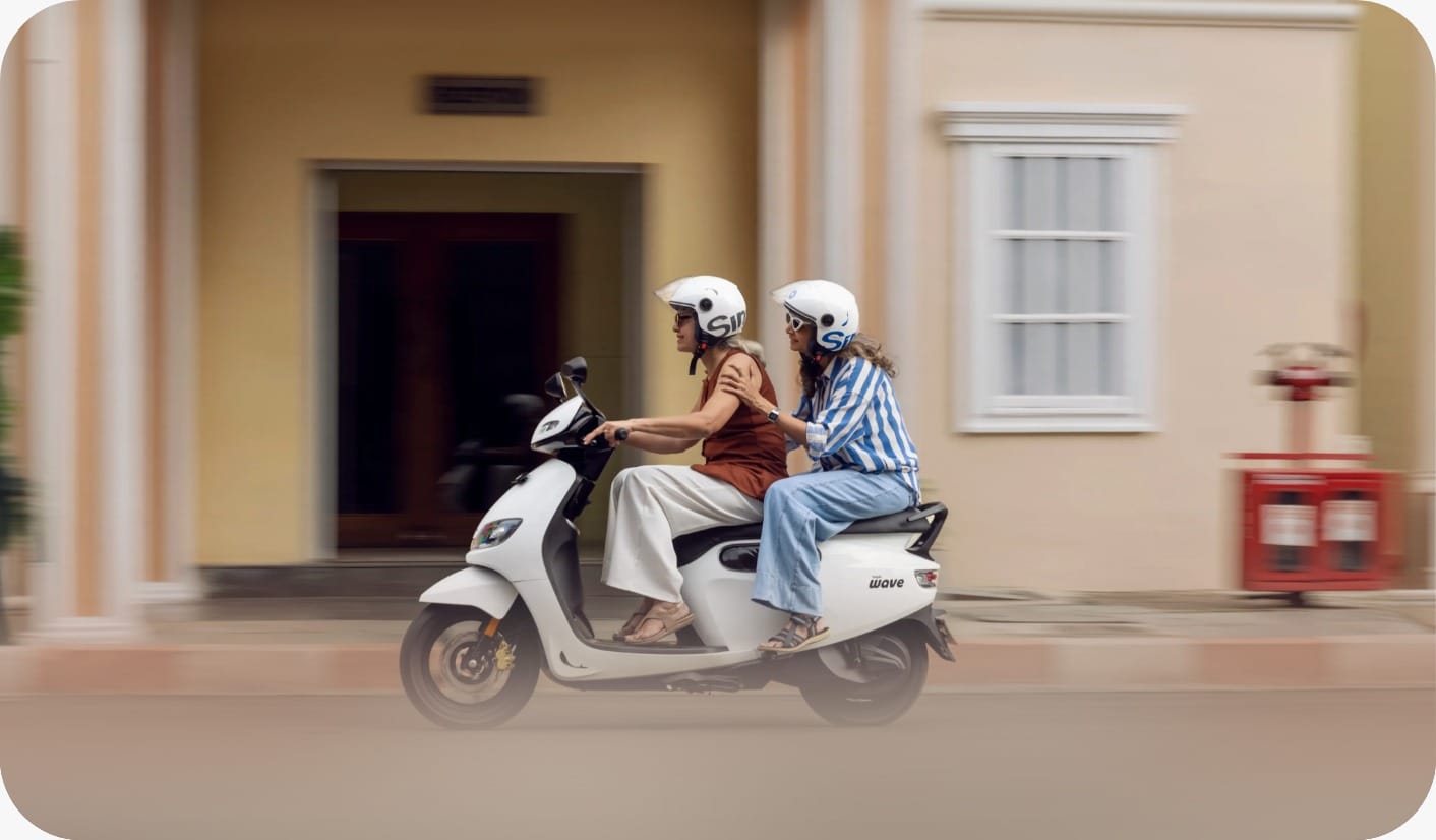 Simple Wave Electric Scooter, What Makes Special? 243km Range, 70L Storage