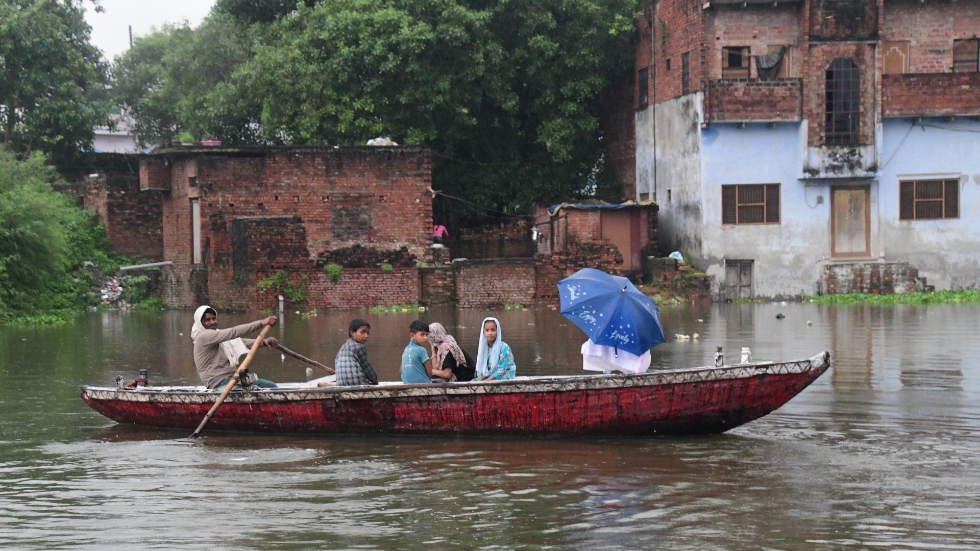 Ganga 16 cm above warning level Varuna river water level rising every hour in varanasi