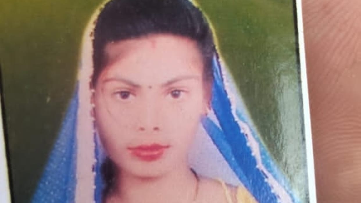 Woman dead body found stuck in canal she had been missing since August 31 in Pilibhit