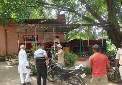 आरोपित शिक्षक गिरफ्तार।