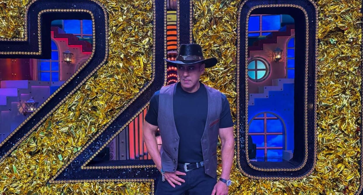 Bigg Boss 20 Grand Premiere Salman Khan To Perform 20 Iconic Dance Moves On His Hit Songs