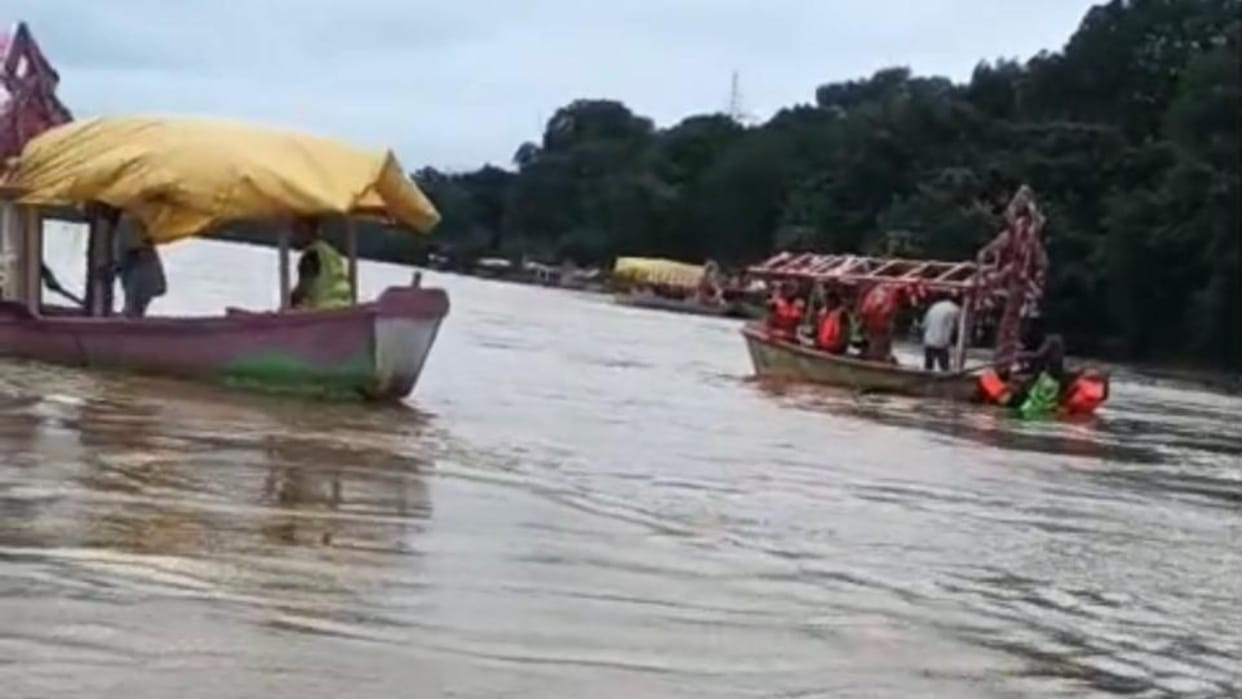 jabalpur gwarighat home guard motor boat sinks narmada river 15 personnel bargi dam