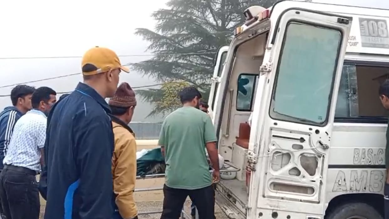 Bear Attack in Woman Killed Another Seriously Injured While Cutting Grass in Forest Pokhari Chamoli News