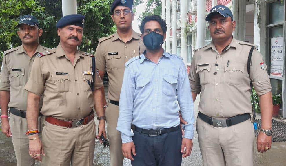 Dehradun Murder crime News  72 Year Old Woman Killed Over Wage Dispute Domestic Worker Arrested