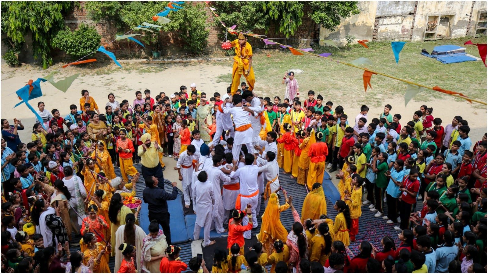 Janmashtami fervour grips country photos devotees throng temples mumbai city gears up for Dahi Handi