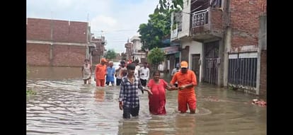 Pandu River Water Level Rises in Pipori Bihari Purwa, NDRF and DM Inspect Rescue Operations