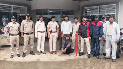पुलिस के गिरफ्त में आरोपी