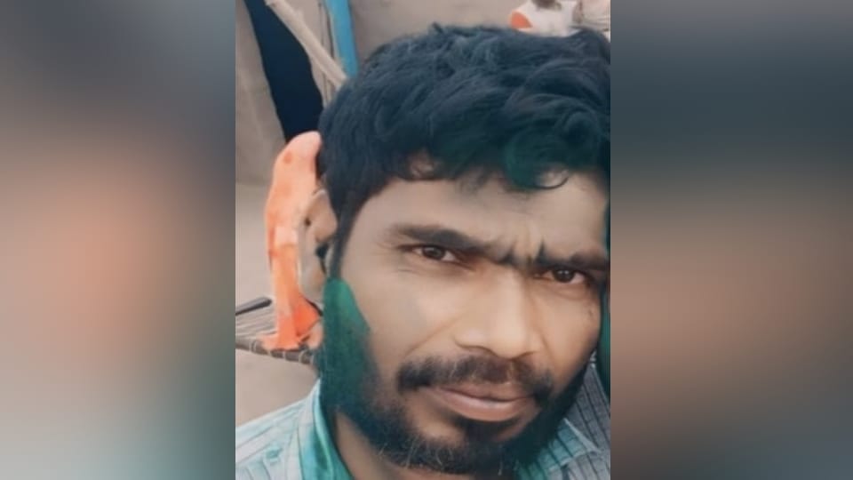 Meerut: Body of missing youth found buried in a garbage heap in Sardhana; family creates a ruckus