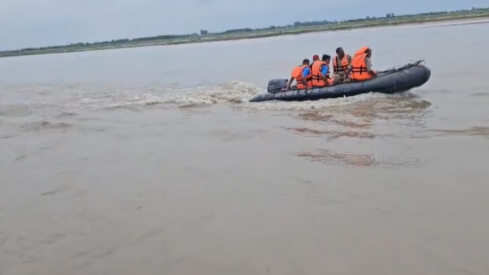 Two Youths Swept Away While Bathing in Yamuna River in Saharanpur, Search Underway