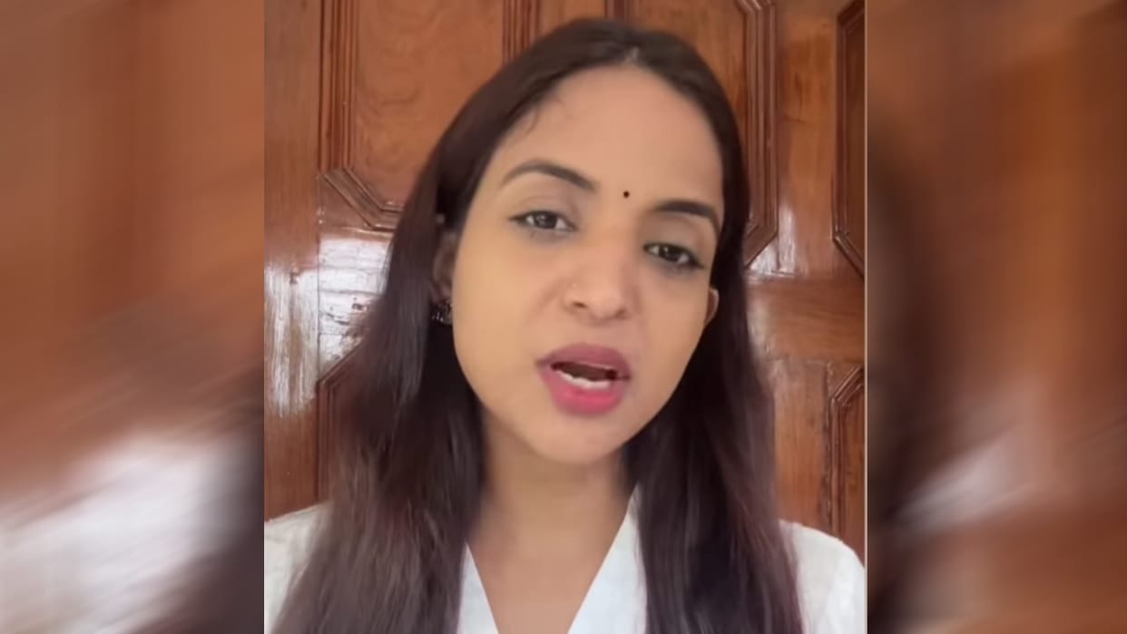 Akanksha Negi Controversy over calling Punjabi community Pakistani  BJP Leader Demands Arrest Within 48 Hours