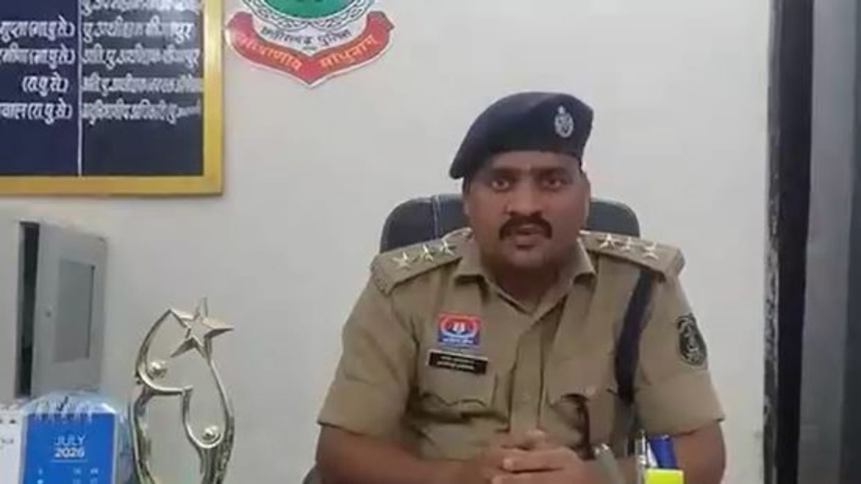 Bijapur: Police Crack Down on Illegal Liquor in Awapalli, Over 37 Litres Seized; Accused Arrested