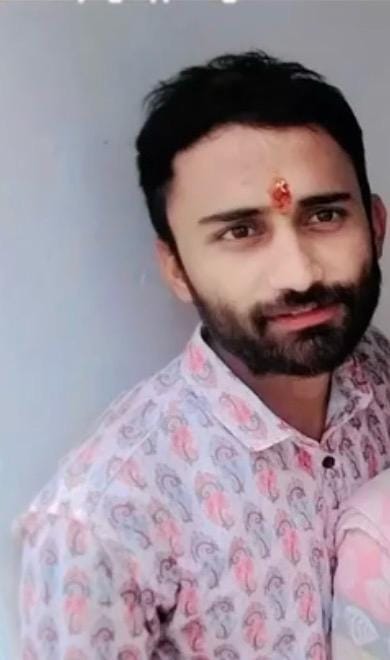 Competitive Exam Aspirant Crushed to Death by Truck in Kanpur