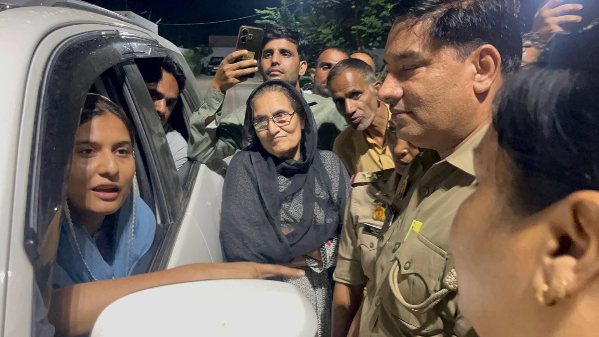 Demolition of Mosque at Saharanpur Collectorate Begins, Five Gates Sealed; Heavy Police Deployment
