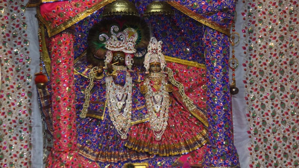 Jhansi: "I will not fight the lawsuit"—saying this, the founder of ISKCON left Jhansi.