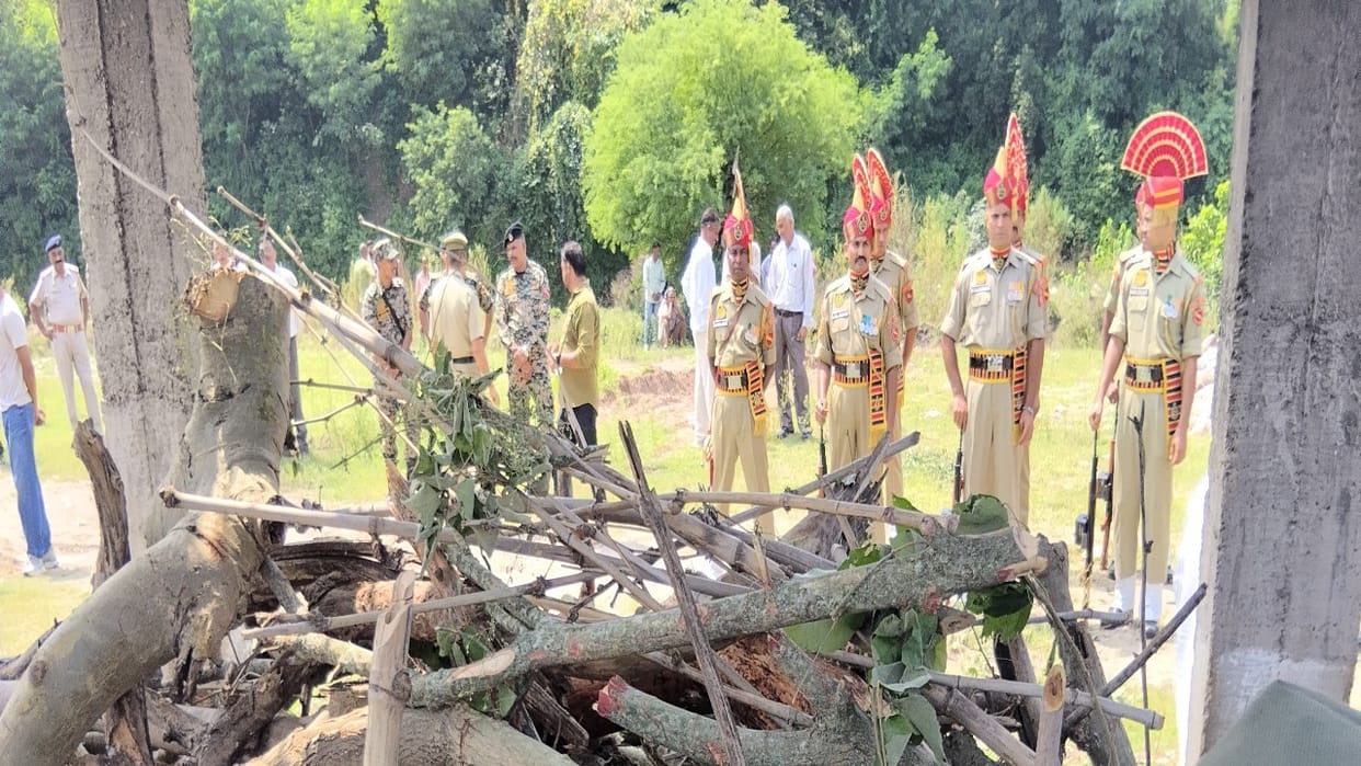 BSF ASI Sarabjit Singh bid a final farewell.