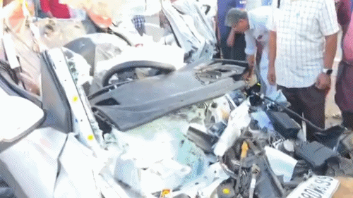 Several killed as car rams into parked lorry in Keralam’s Thrissur