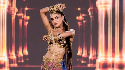 Miss World 2026 Finale Nikita Porwal representing India in International Pageant may win Competition