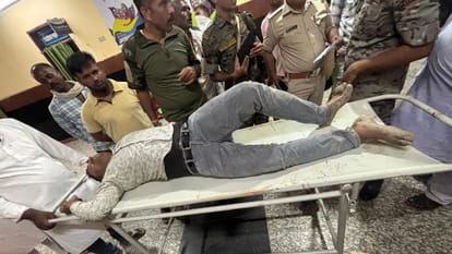 रॉड से मारकर पुलिसकर्मी का पैर तोड़ा
