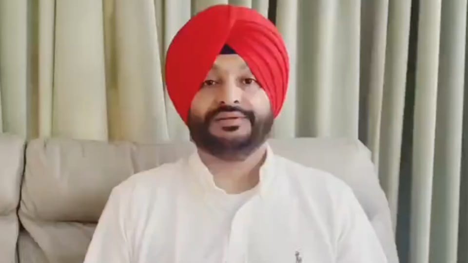 Political battle over drug issue Ravneet Bittu shares video police call it publicity stunt