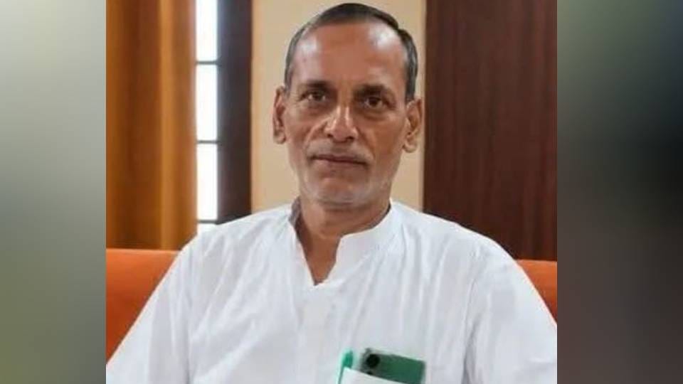 BJP District Secretary dies in road accident in Ayodhya party leaders pay tribute