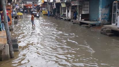 Weather in Western UP: Heavy rain in Meerut, Bijnor, and Baghpat; drop in temperature; scientists warn farmers