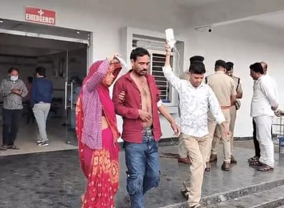 अस्पताल पहुंचे पीड़ित