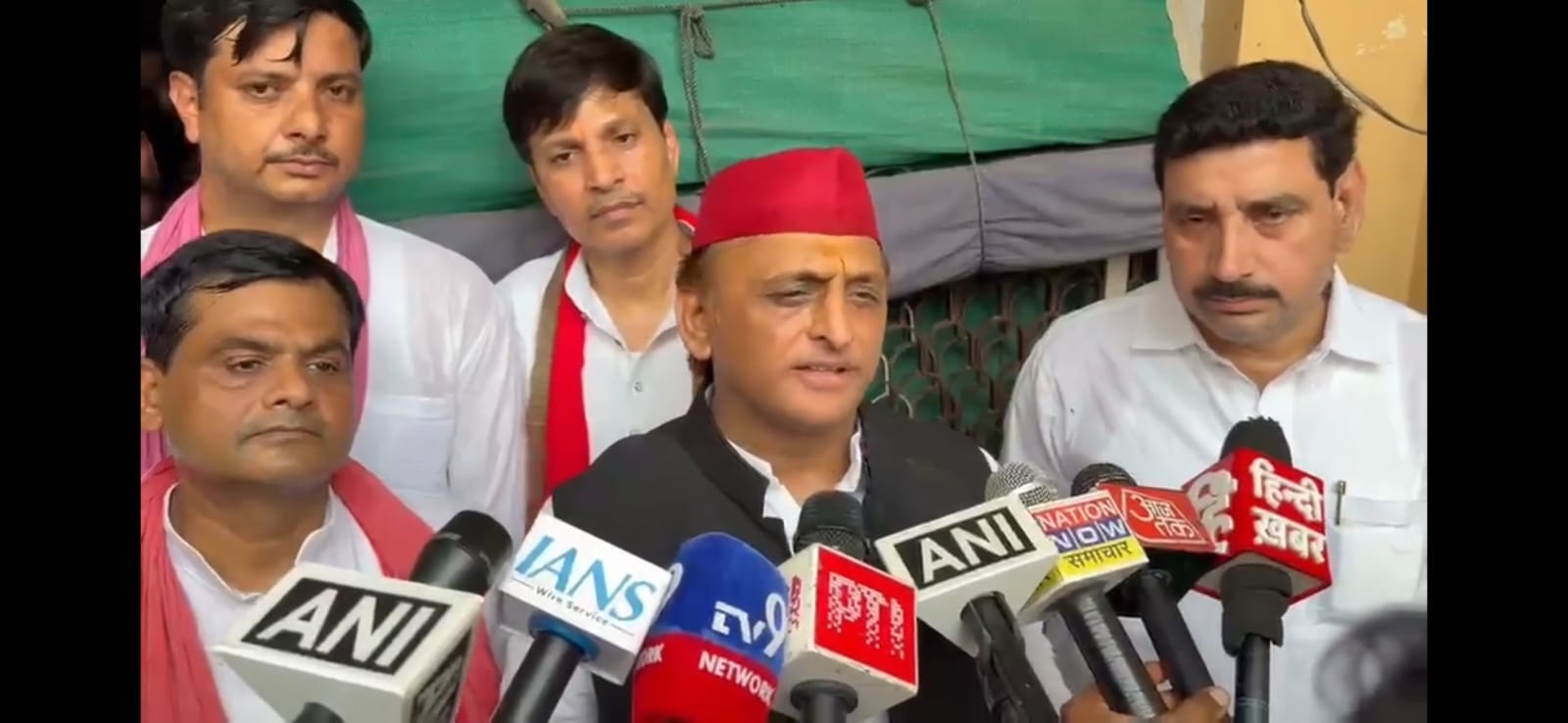 बिधूना पहुंचे सपा अध्यक्ष अखिलेश यादव