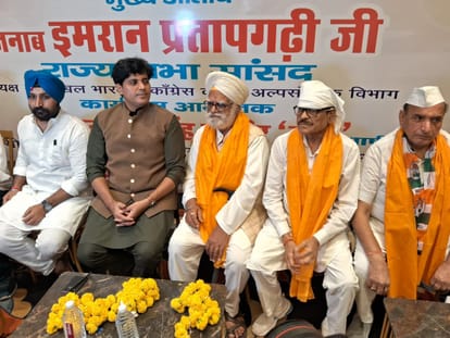 Imran Pratapgarhi Says Government Will Fall After Students Forced Education Minister to Resign