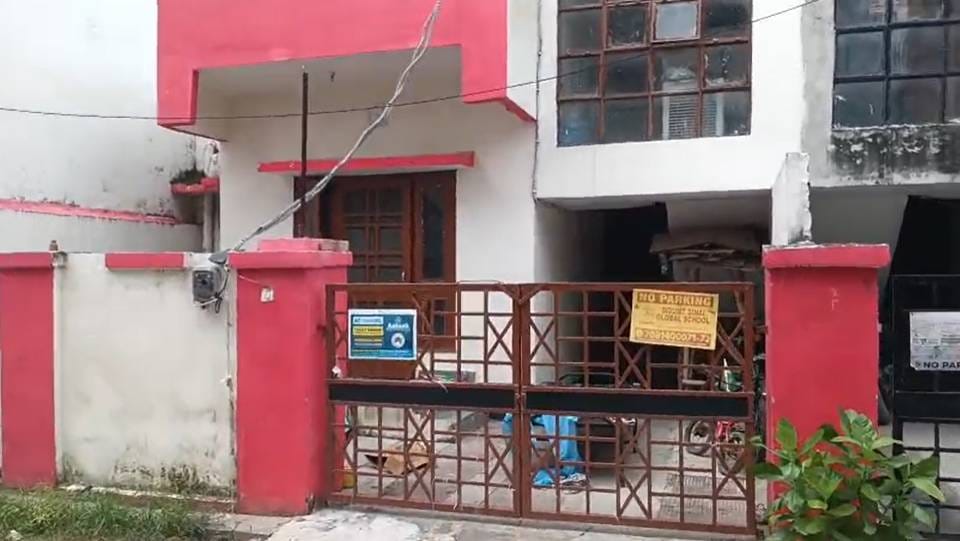 इसी घर में रहता था शुभम यादव।