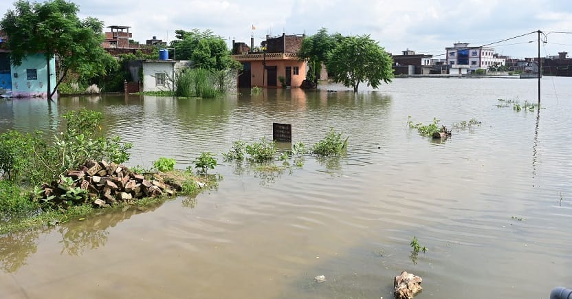 Kanpur Helplessness peaks under shadow of floods water levels in the Pandu River have risen