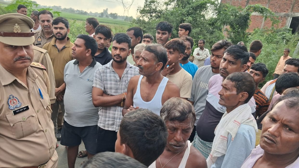 Kannauj Vehicle runs over elderly man sitting by the roadside he dies after being dragged for 10 meters