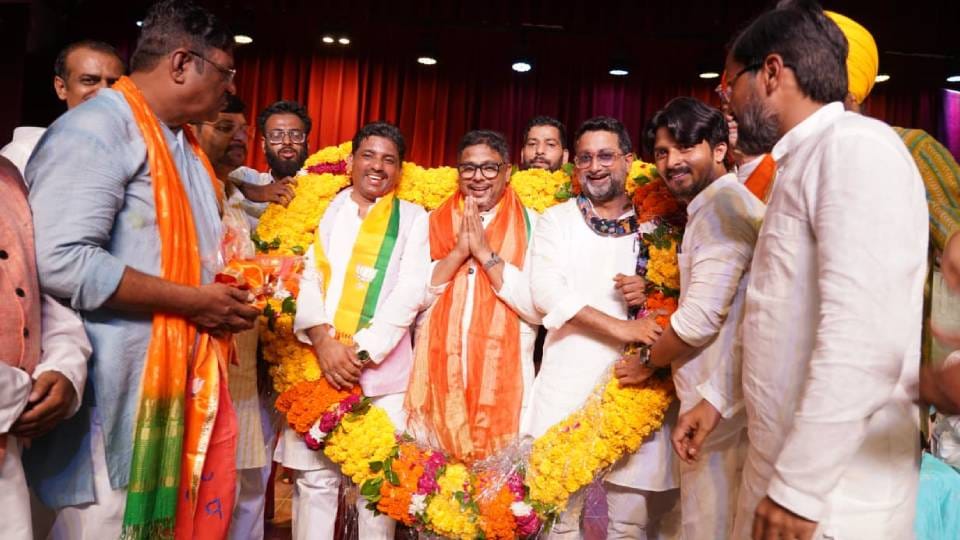 कुंवर बासित अली का लखनऊ में भव्य स्वागत