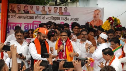 Kunwar Basit Ali receives grand welcome in Lucknow says he will promote dialogue among minority community